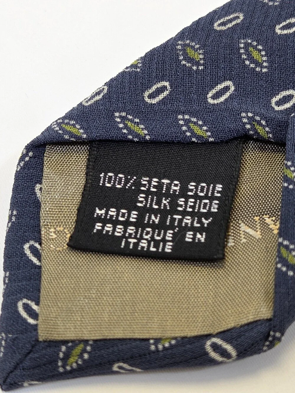 Vintage Giorgio Armani Cravatte 100% Silk Tie Made in Italy Navy Geometric